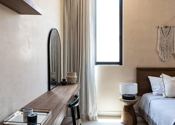 Luxury 3br With Private Pool
